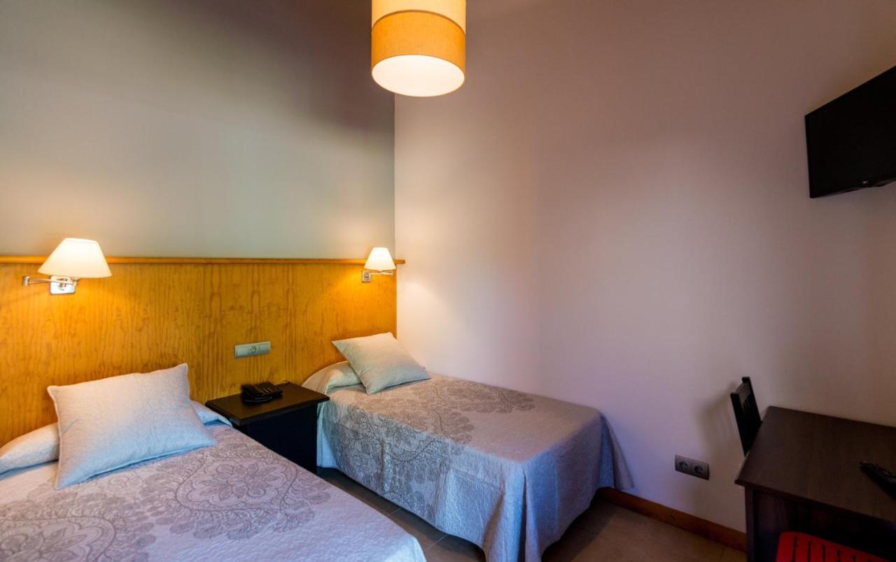 Fuentes Blancas Hotel Vegacervera Bagian luar foto
