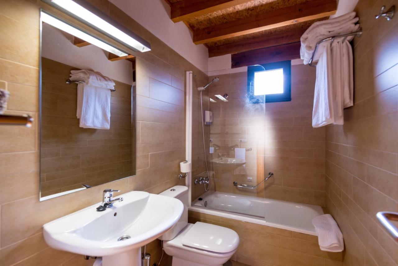 Fuentes Blancas Hotel Vegacervera Bagian luar foto